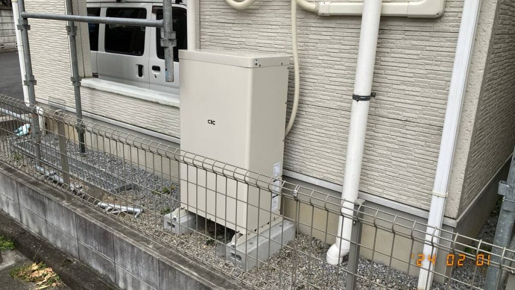 シングル屋根に施工した太陽光支持金具